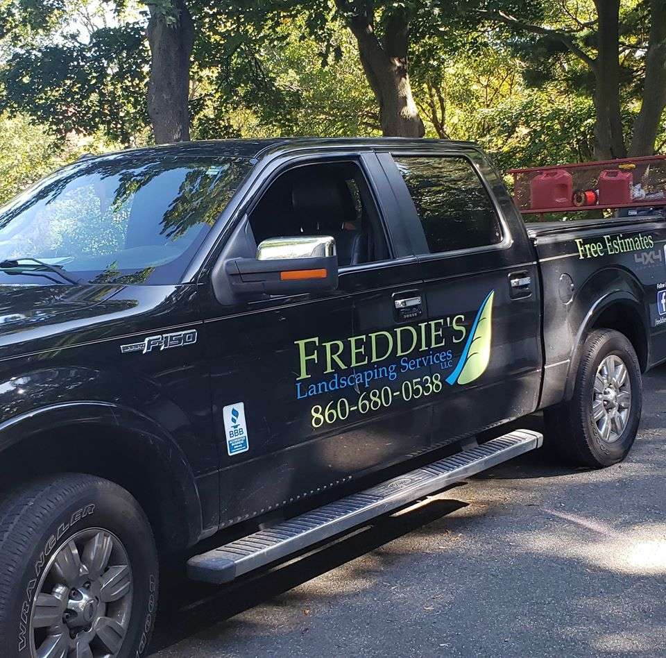 Freddie's Landscaping Services LLC Logo
