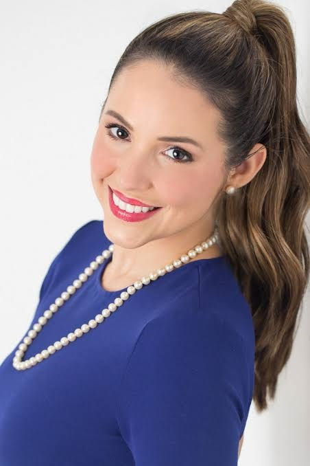 Cathy Pedrayes headshot