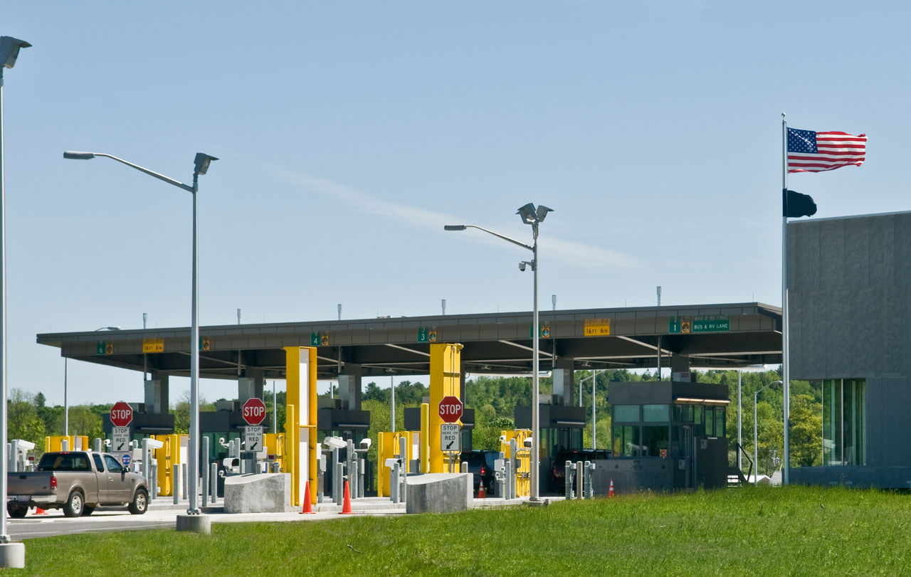 Canada to Us Border Crossing. St.Stephen New Brunswick to Calais Maine.
