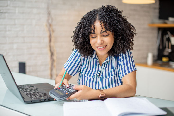 Woman comparing deals on the internet