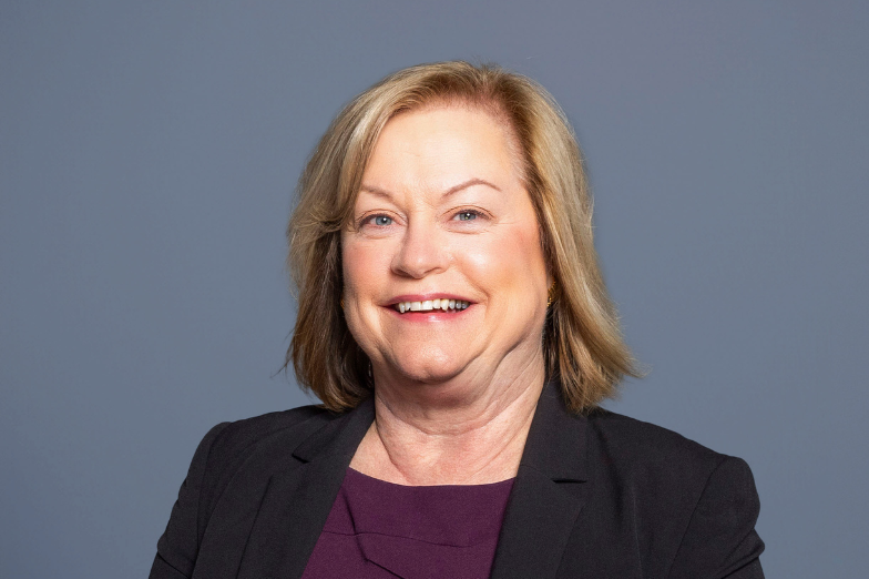 Peg Dierkers headshot