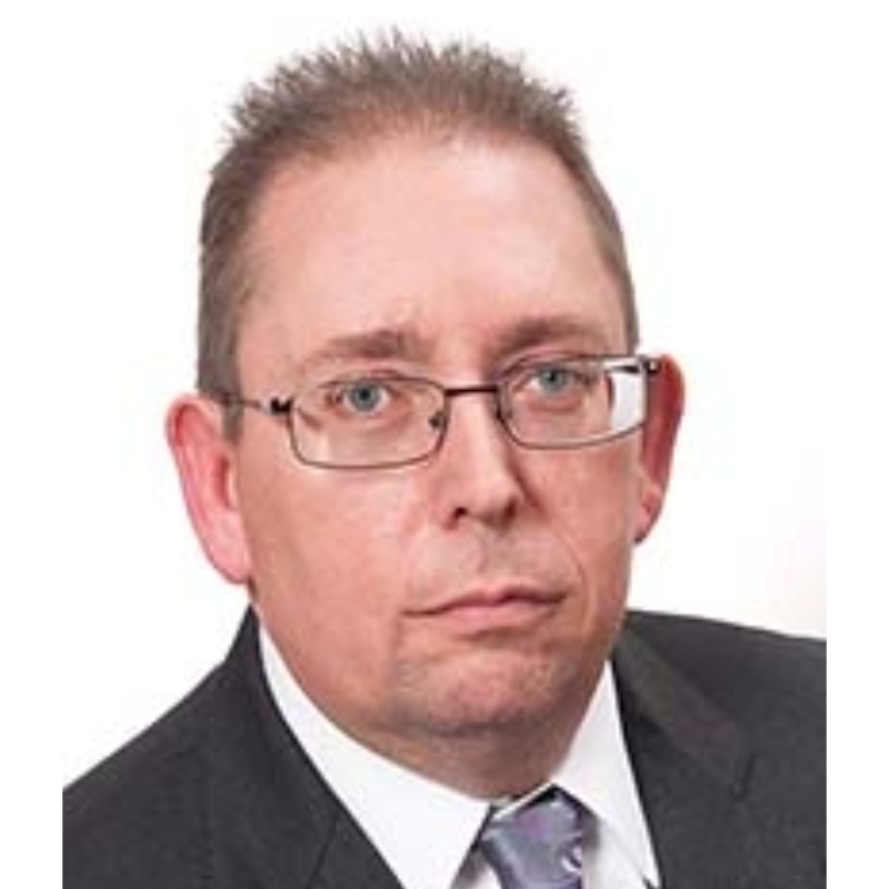 Headshot of Robert Congdon