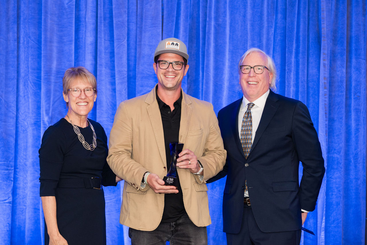 Photo of category 3 winner Paris Painting