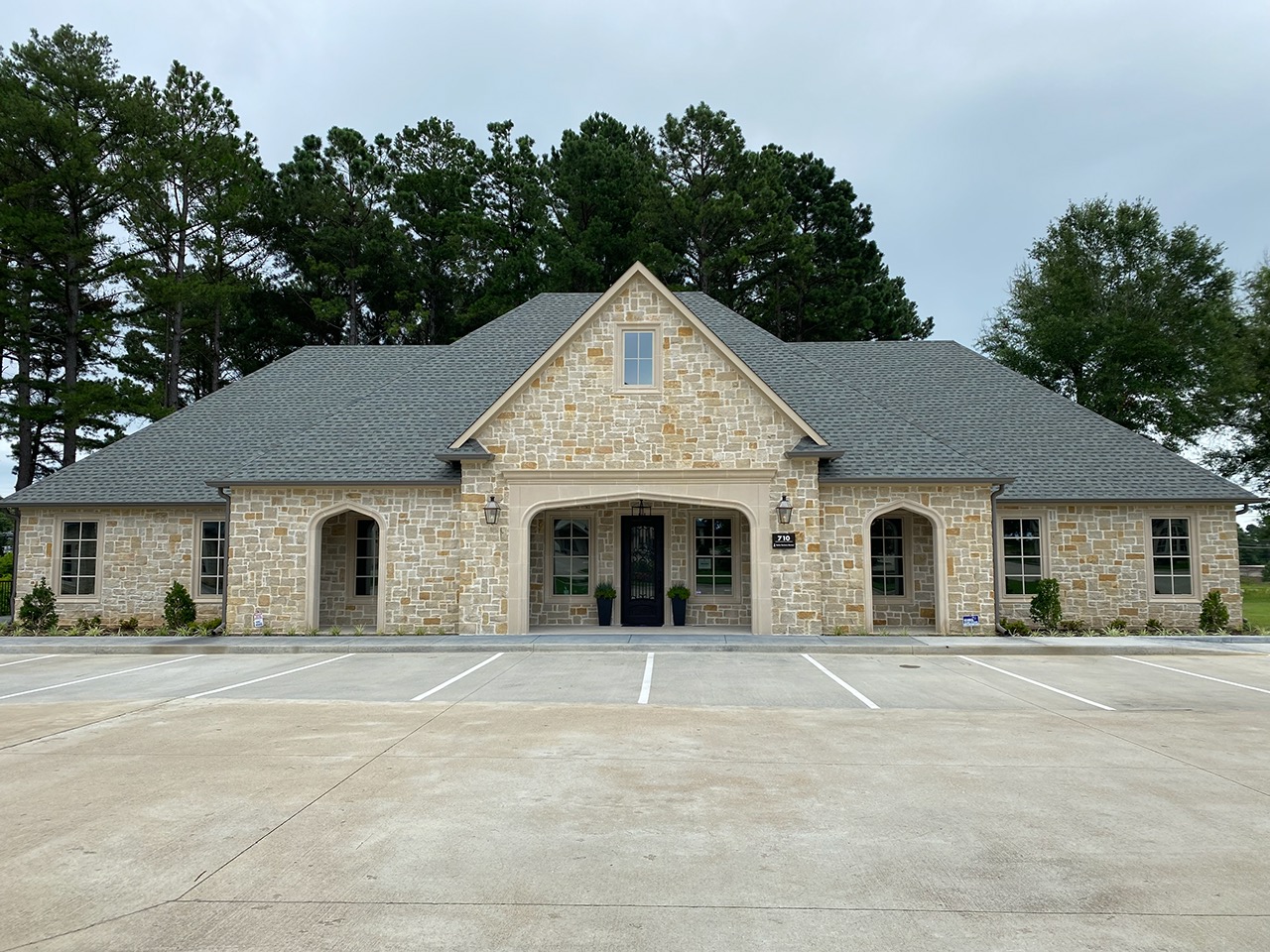 BBB Tyler office building and parking lot