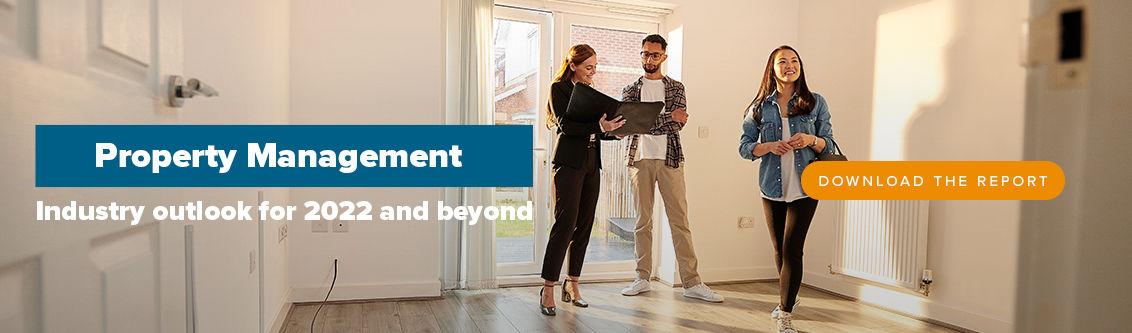 property manager showing clients apartment