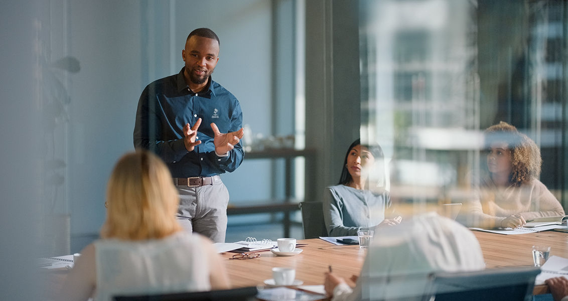 Accredited businesses get 7 times as many inquiries as non accredited businesses image of male business owner