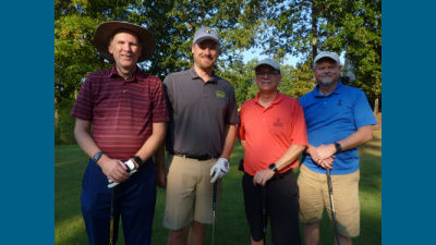 players ready to tee off am 15