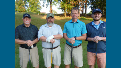 players ready to tee off am 3