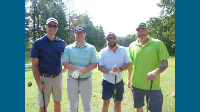 players ready to tee off am 6