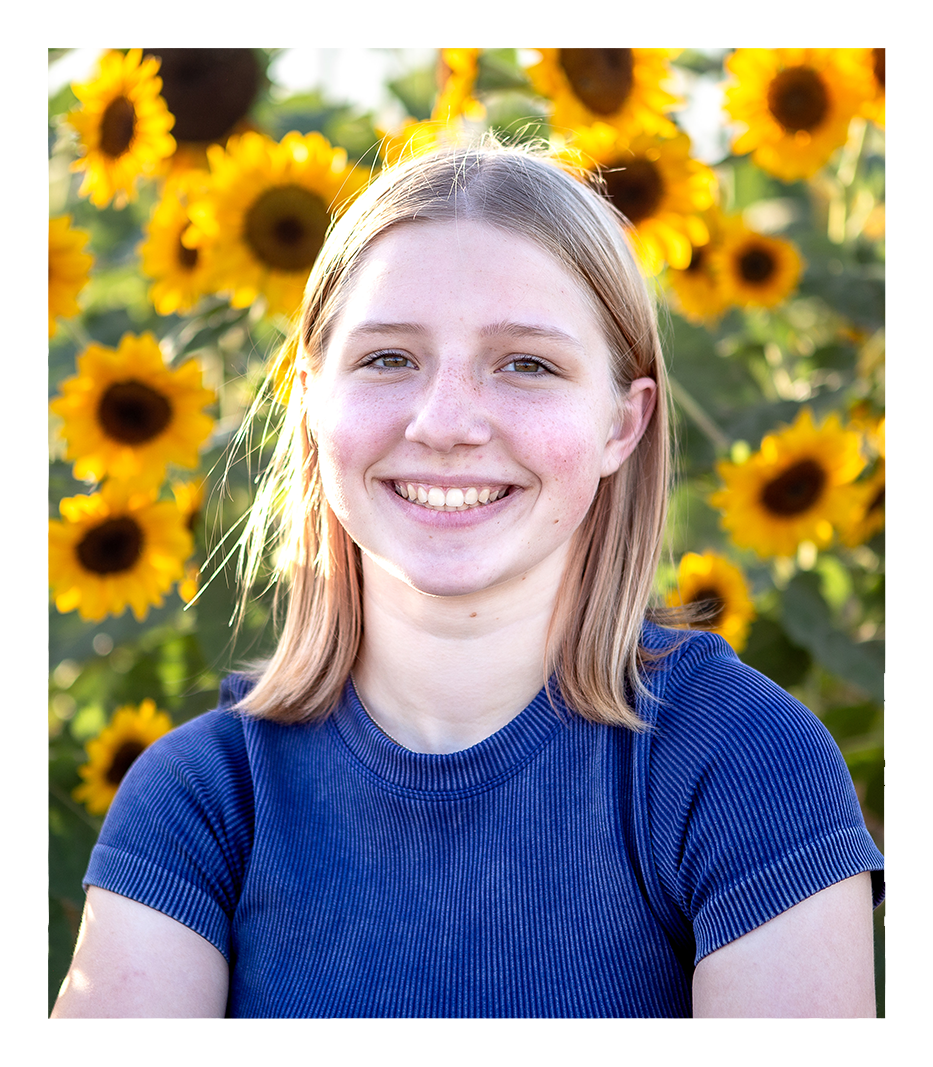 alexis jones headshot